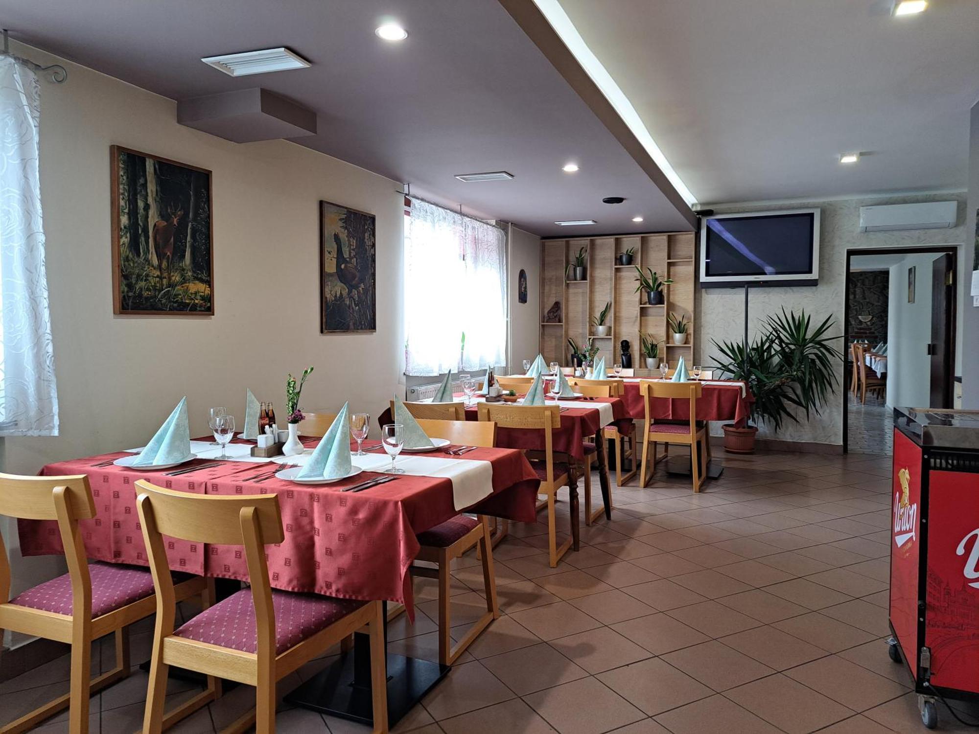 Guesthouse Zivko Dobrovce Экстерьер фото