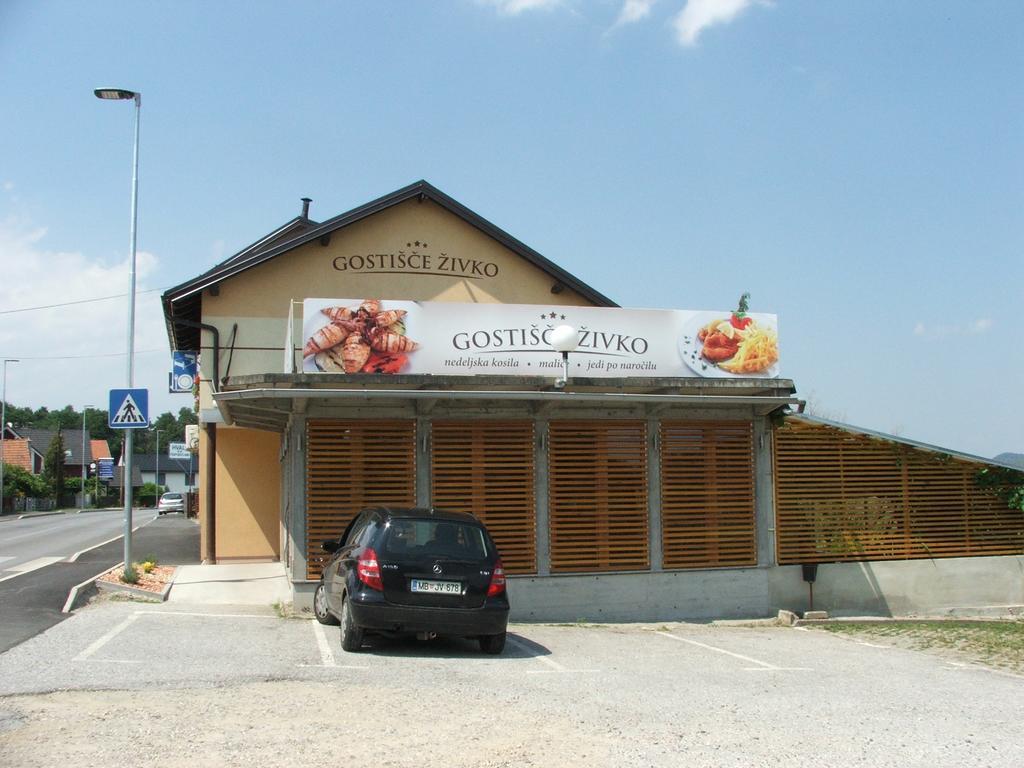 Guesthouse Zivko Dobrovce Экстерьер фото